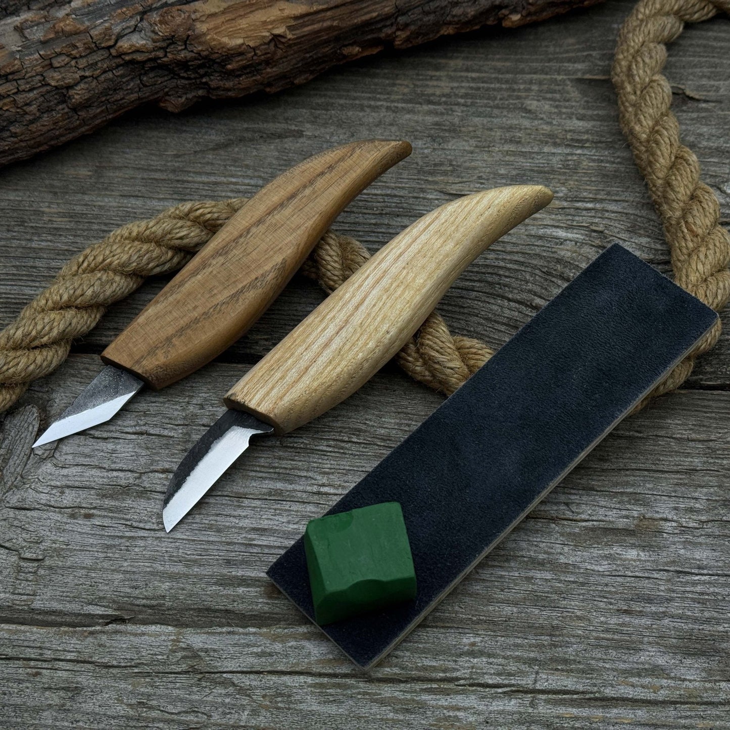 2-Piece Wood Carving Knife Set with Leather Strop
