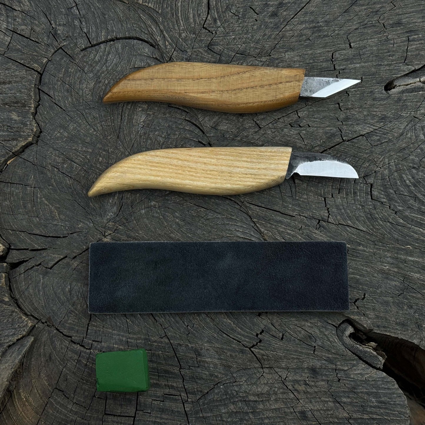 2-Piece Wood Carving Knife Set with Leather Strop