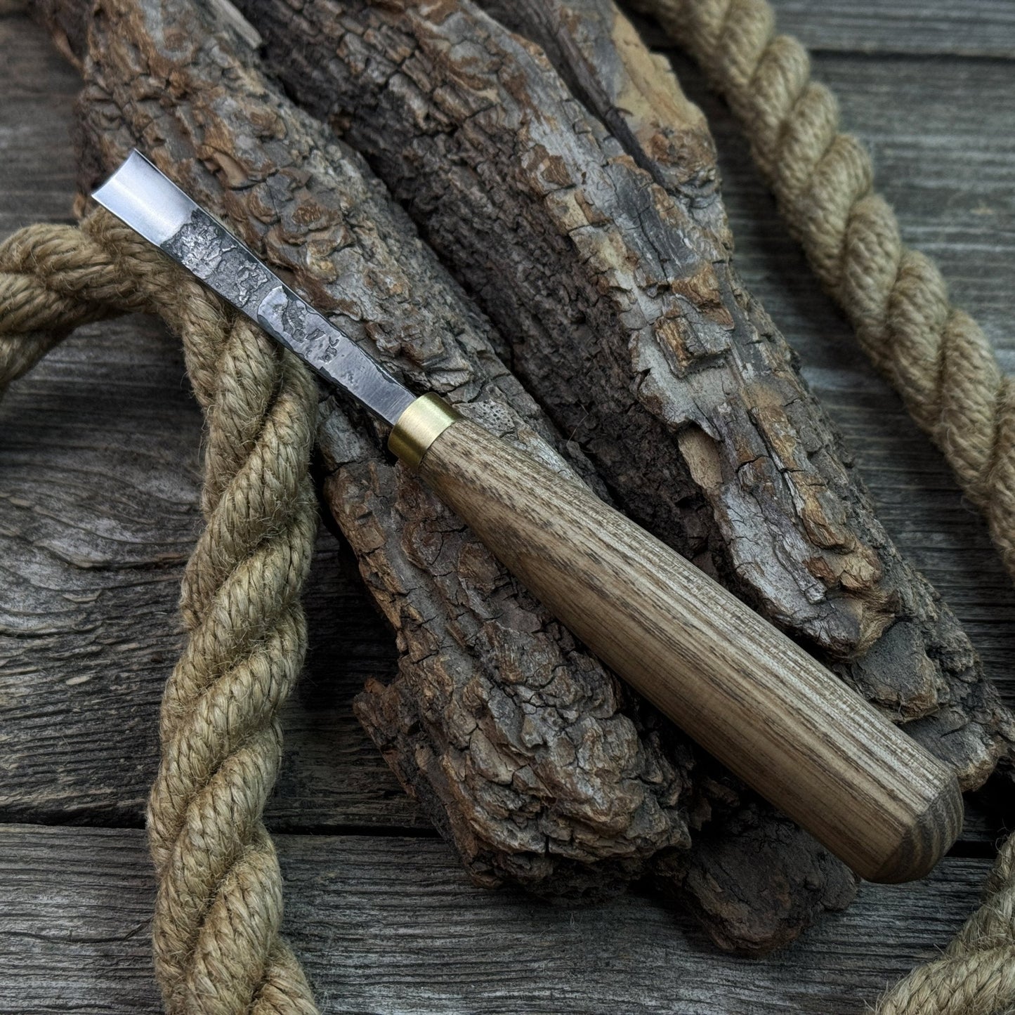 Straight Carving Gouge – 12 mm (0.47 inches)
