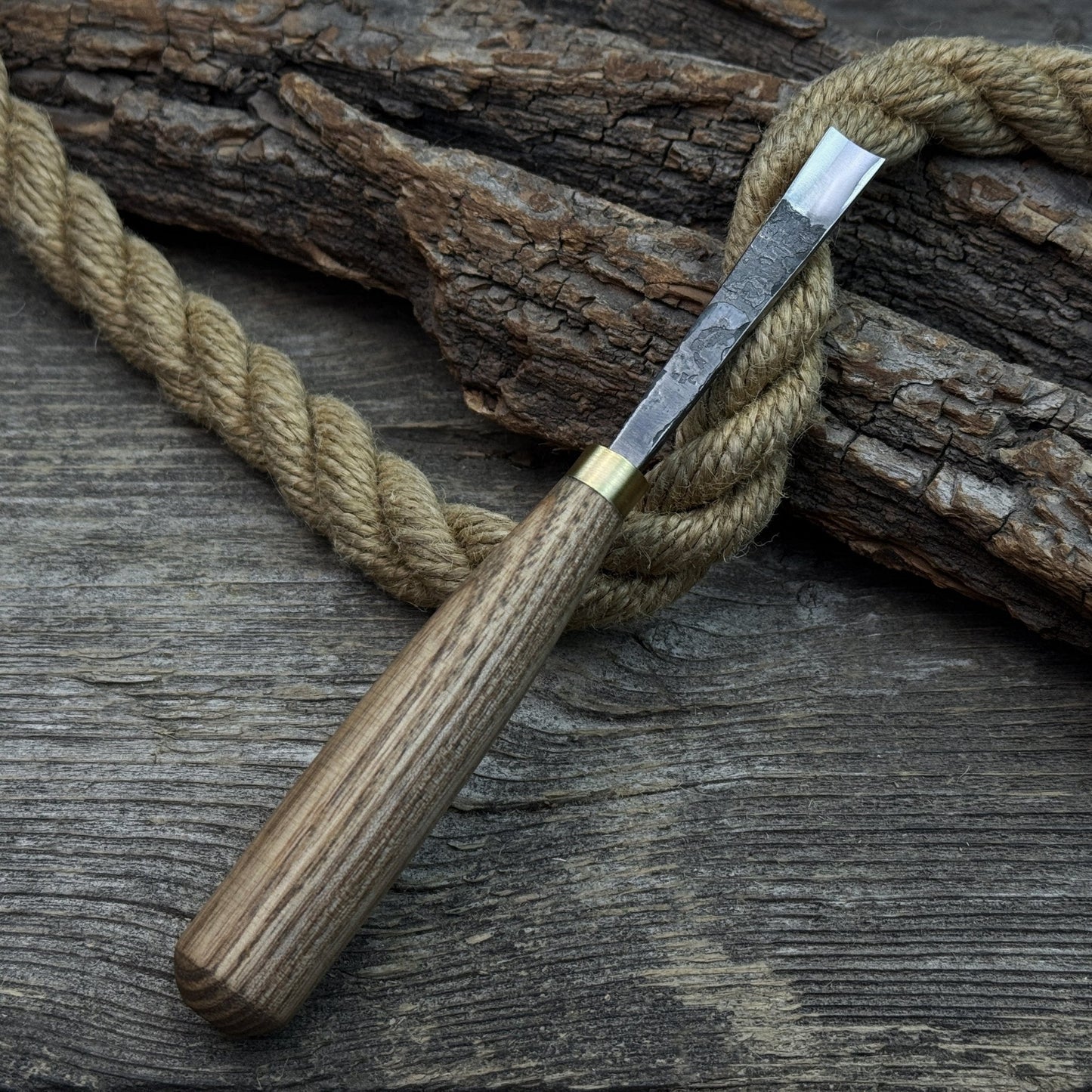 Straight Carving Gouge – 12 mm (0.47 inches)