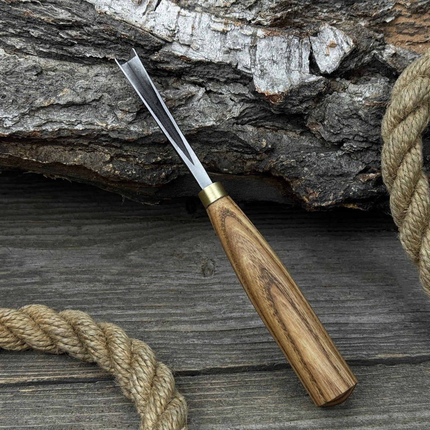 V-Parting Chisel 60 Degree, Blade 8 mm (0.31 inches)