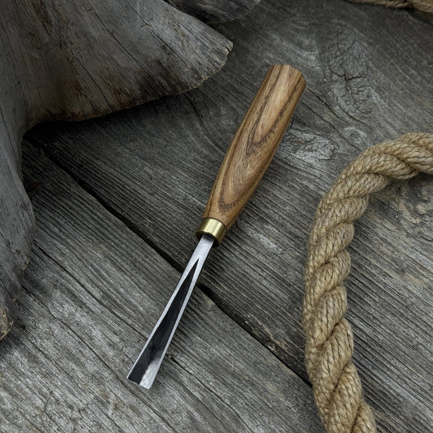 V-Parting Chisel 60 Degree, Blade 8 mm (0.31 inches)