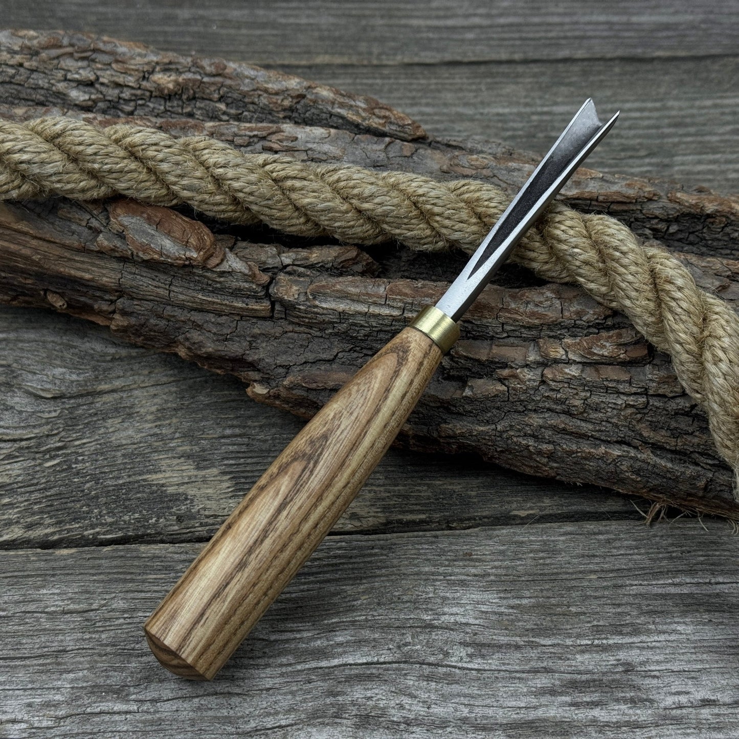 V-Parting Chisel 60 Degree, Blade 8 mm (0.31 inches)
