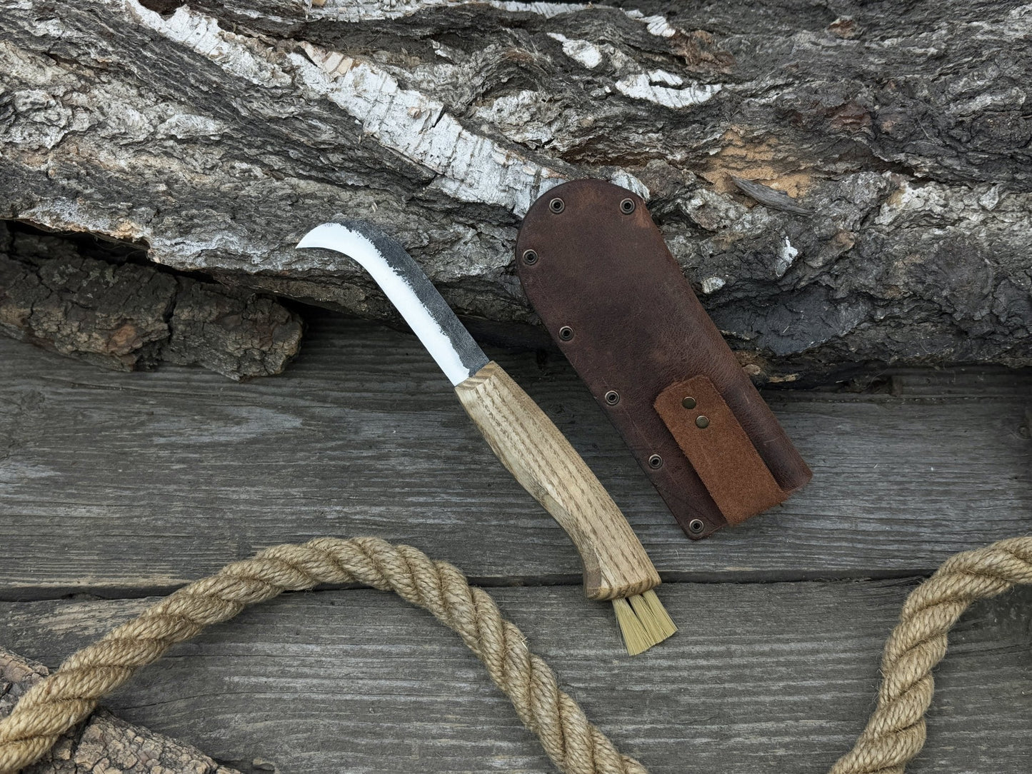 Mushroom Knife with Brush For Harvesting, 7.5 cm (2.95 inches)